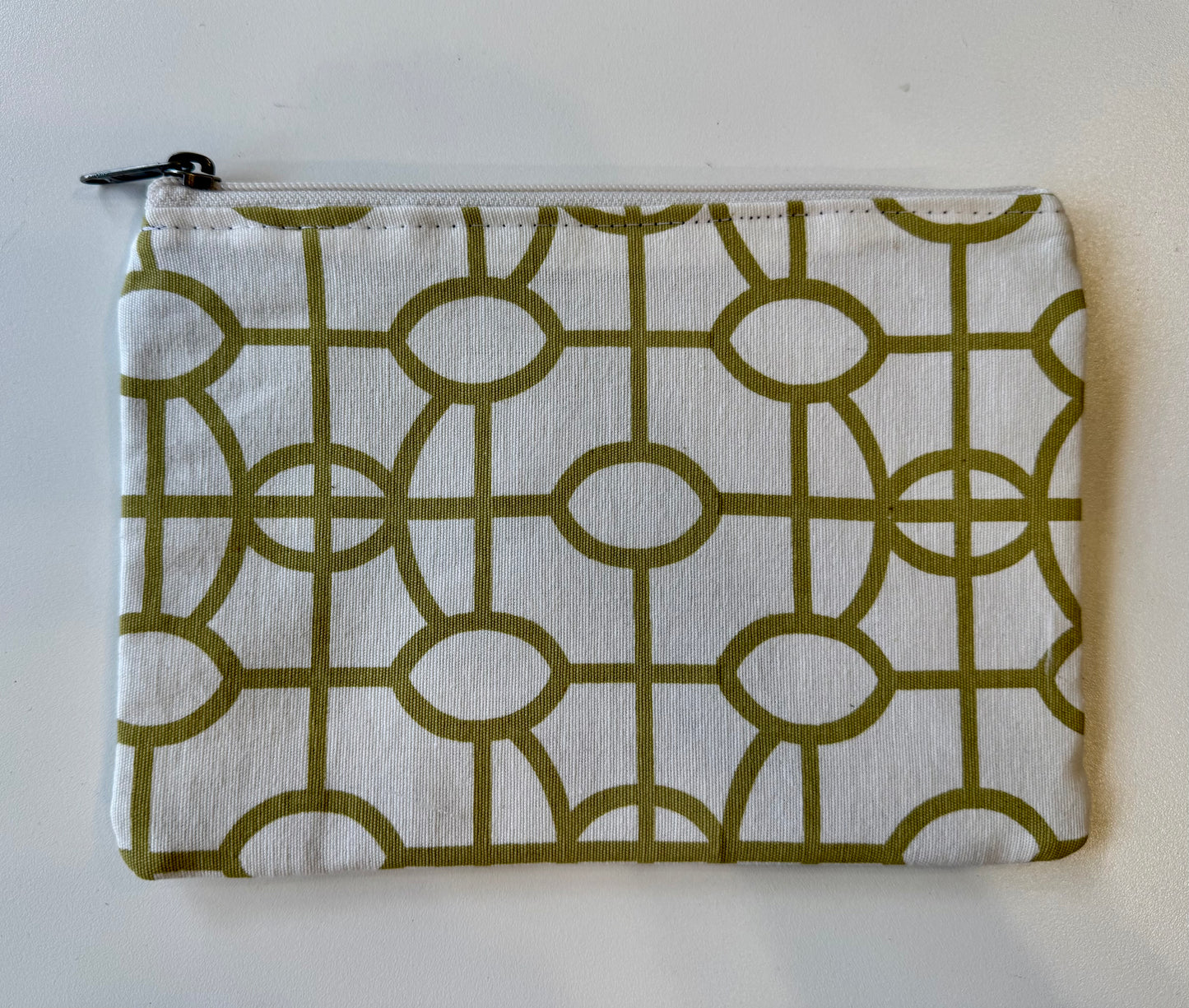Clutch small
