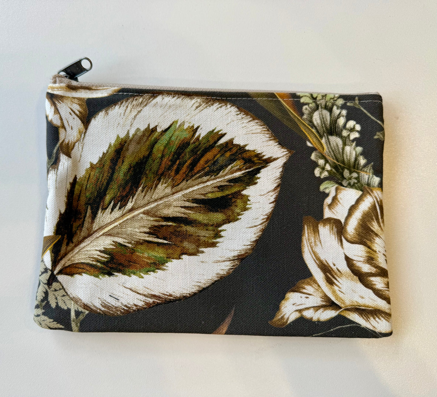Clutch small