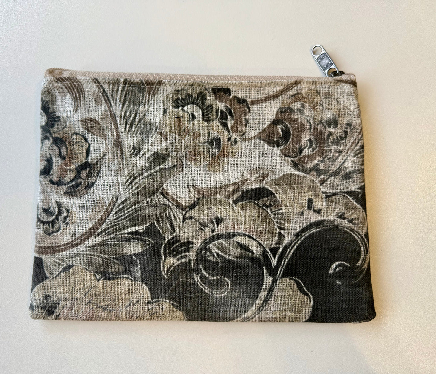 Clutch small