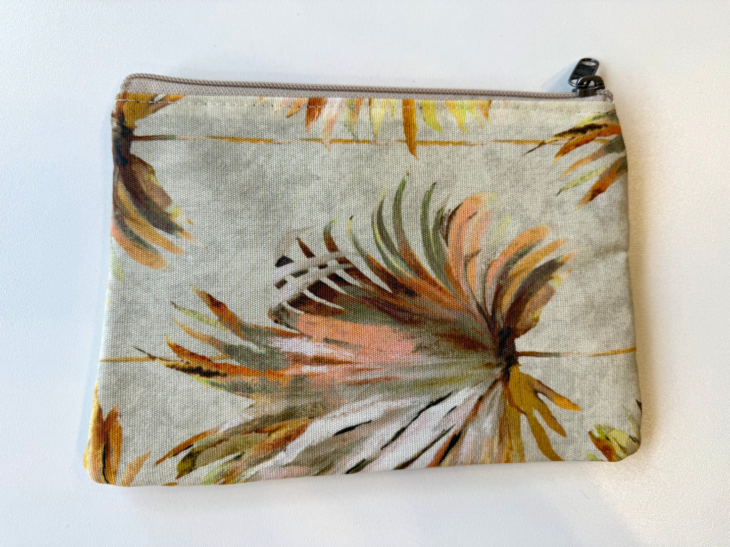 Clutch small